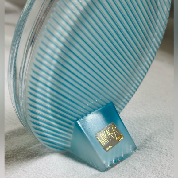 Vintage glass Mikasa picture frame - Picture 6 of 11